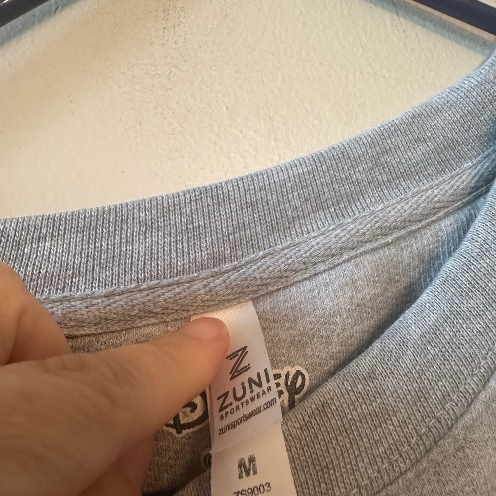 Women’s Disney Stitch crewneck sweater M - Picture 2 of 2